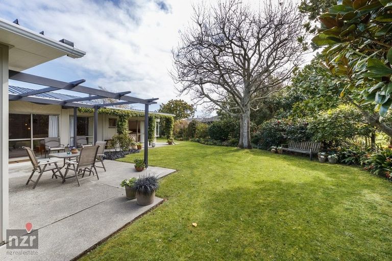 Photo of property in 4 Calder Place, Feilding, 4702