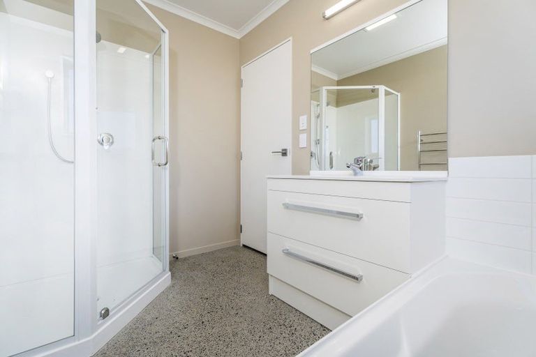Photo of property in 6 Carrick Robertson Place, Waihi, 3610