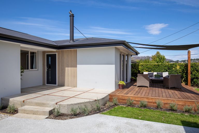 Photo of property in 13 Simmonds Street, Alexandra, 9320