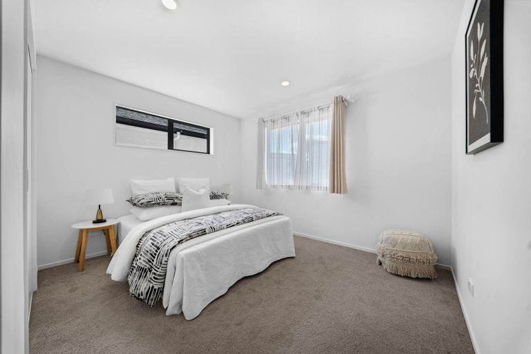 Photo of property in 68 Kano Way, Hobsonville, Auckland, 0616
