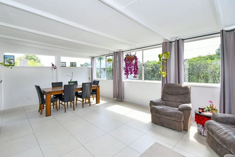 Photo of property in 22d Pacific Street, Waiuku, 2123