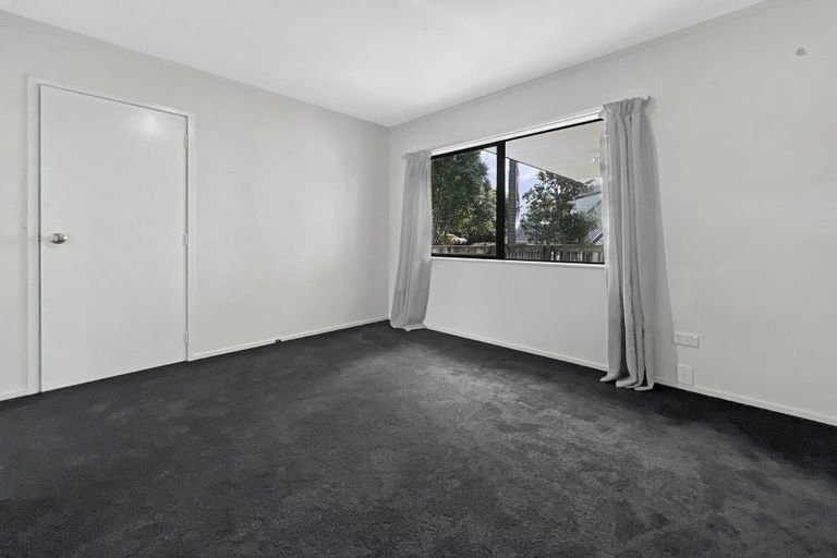 Photo of property in 19 Lowburn Place, Clover Park, Auckland, 2019