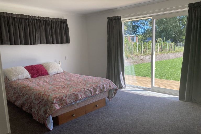 Photo of property in 27 Railway Terrace, Ohau, Levin, 5570
