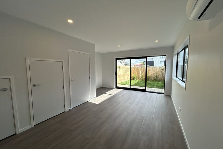 Photo of property in 27 Whati Lane, Henderson, Auckland, 0612