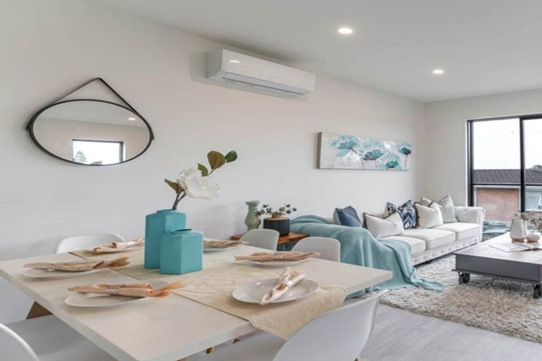 Photo of property in 40d Innismara Avenue, Wattle Downs, Auckland, 2103