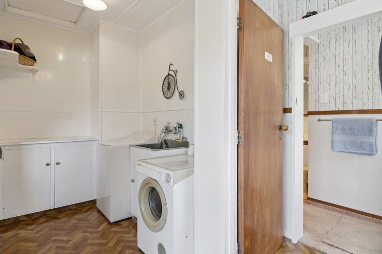 Photo of property in 13 Waldron Crescent, Green Island, Dunedin, 9018