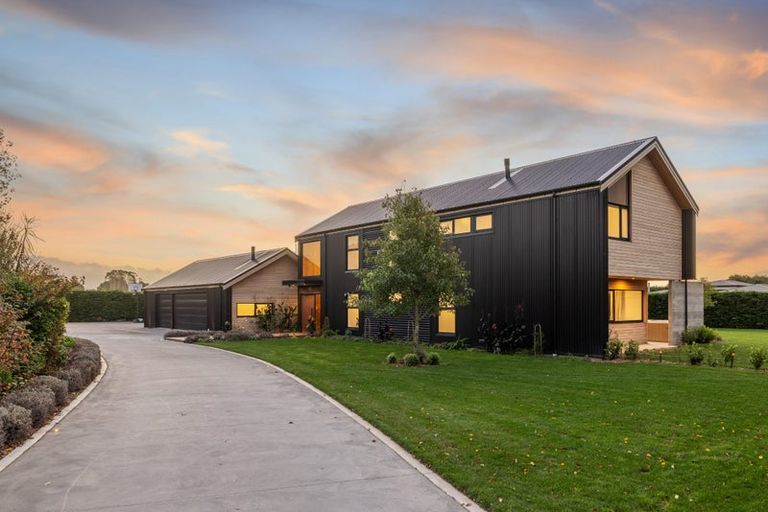 Photo of property in 112 Birchs Road, Prebbleton, 7674