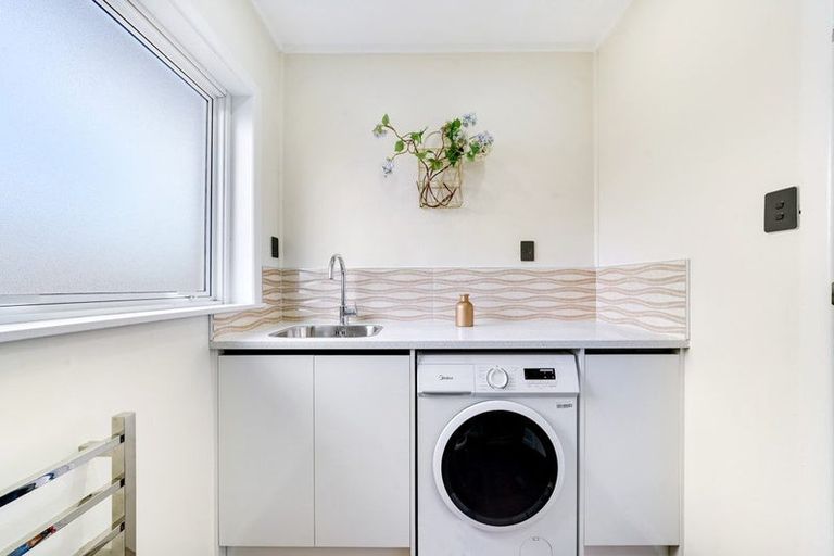 Photo of property in 2/49 Clendon Avenue, Papatoetoe, Auckland, 2025