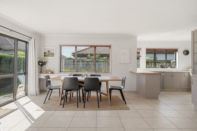 Photo of property in 20 Ohope Place, Papamoa Beach, Papamoa, 3118