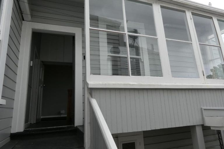 Photo of property in 117 Wallace Street, Mount Cook, Wellington, 6021