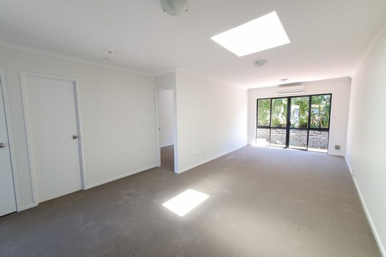 Photo of property in St Claire Village, 140/172 Mcleod Road, Te Atatu South, Auckland, 0610