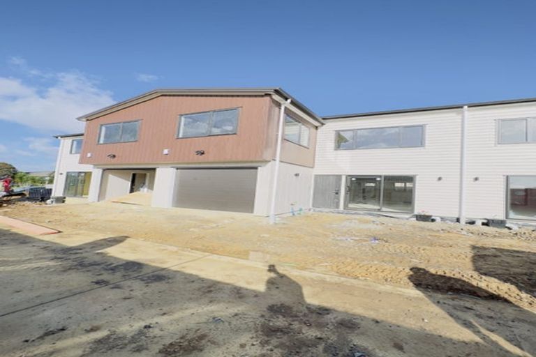 Photo of property in 34d Mariner Street, Mangere, Auckland, 2022