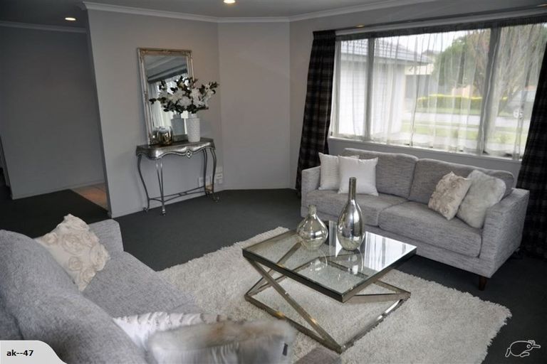 Photo of property in 9 Joe Burns Place, Wigram, Christchurch, 8042