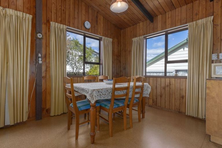 Photo of property in 15 Pitoitoi Street, Otaihanga, Paraparaumu, 5036