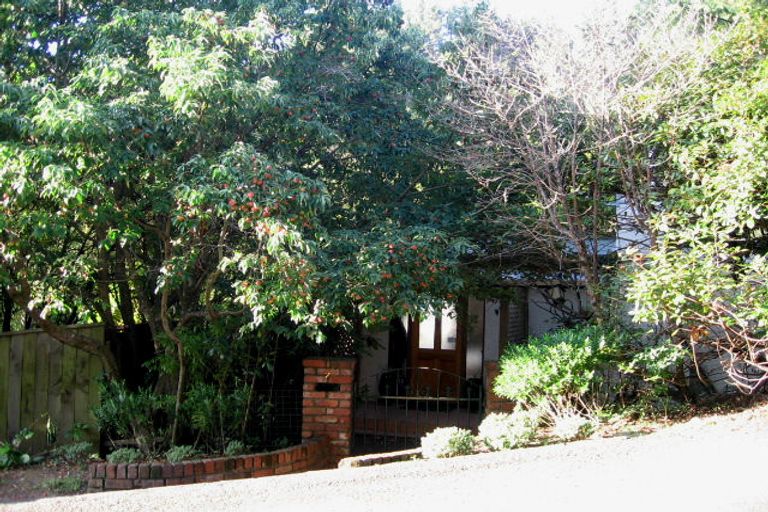Photo of property in 7 Rakau Grove, Stokes Valley, Lower Hutt, 5019
