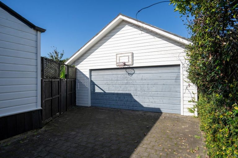 Photo of property in 41 Queen Street, Cambridge, 3434