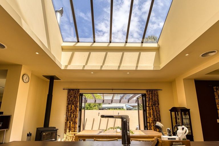 Photo of property in 25a Hetley Crescent, Taradale, Napier, 4112