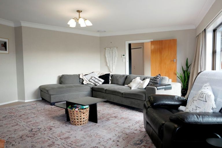 Photo of property in 86-88 Mcleavey Road, Ohau, Levin, 5570