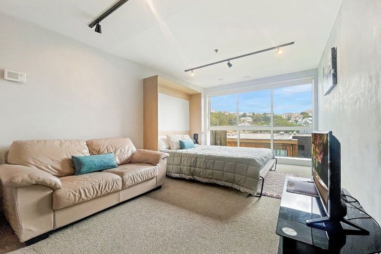 Photo of property in Vedado Apartments, 208/41u Hopper Street, Mount Cook, Wellington, 6011
