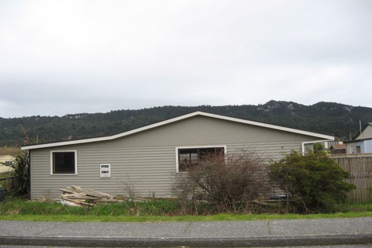 Photo of property in 29 Duncan Street, Runanga, 7803