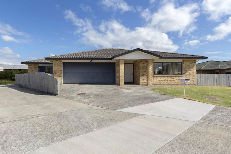 Photo of property in 25 Jaylo Place, Mangere, Auckland, 2022