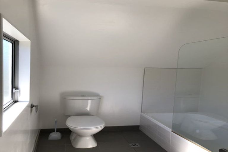 Photo of property in 12u5 Agra Crescent, Khandallah, Wellington, 6035