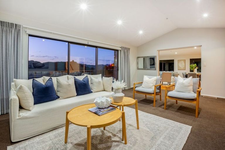 Photo of property in 22 Sailmaker Close, Whitby, Porirua, 5024