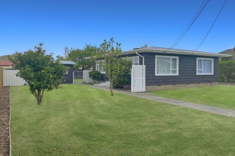 Photo of property in 26 Mortlake Street, Islington, Christchurch, 8042