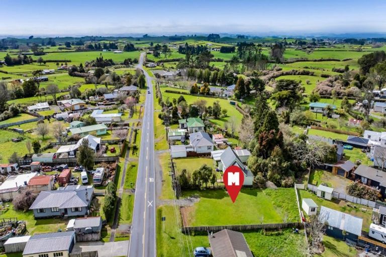 Photo of property in 12 Beaconsfield Road, Midhirst, Stratford, 4394