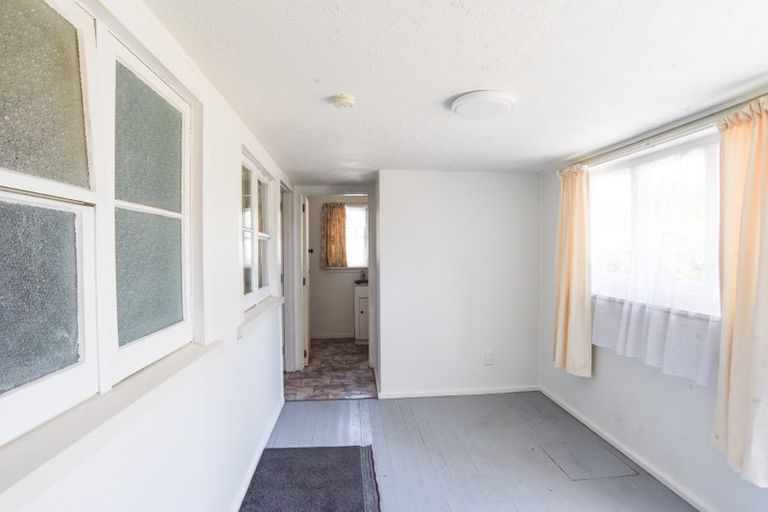 Photo of property in 119 Mackworth Street, Woolston, Christchurch, 8062