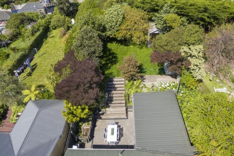 Photo of property in 71 Severn Street, Island Bay, Wellington, 6023