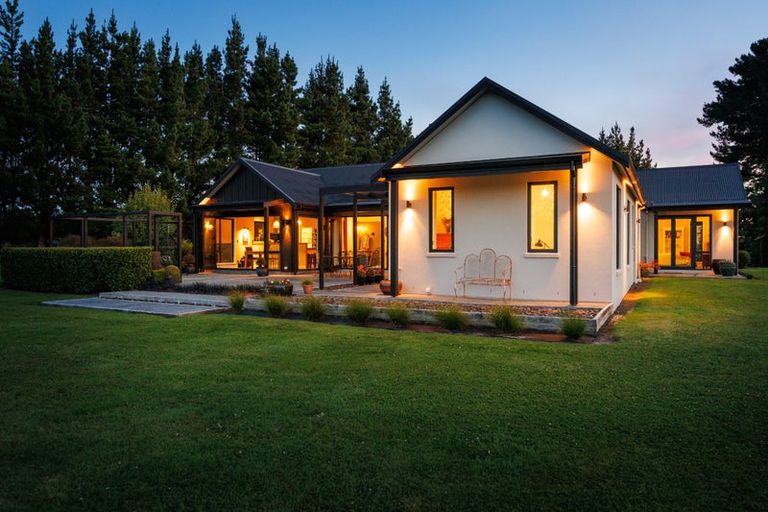 Photo of property in 155b Halcombe Road, Feilding, 4775