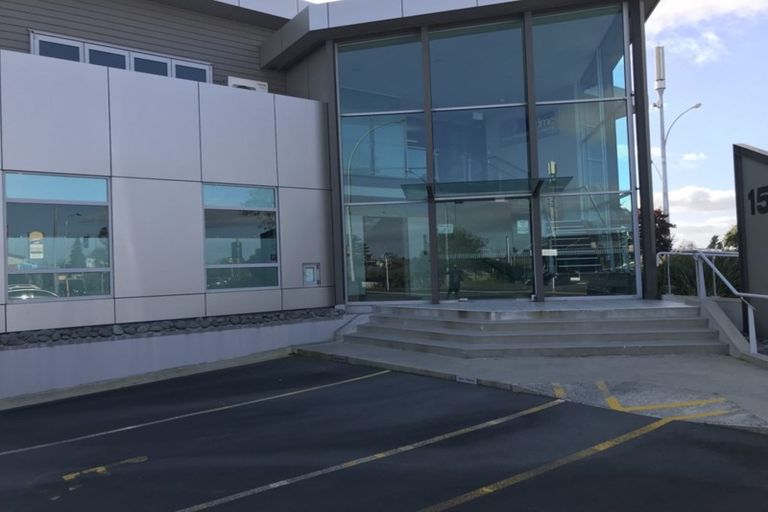 Photo of property in 4 Forest Glen, Orewa, 0931