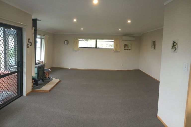 Photo of property in 14 Bennelong Place, Havelock North, 4130