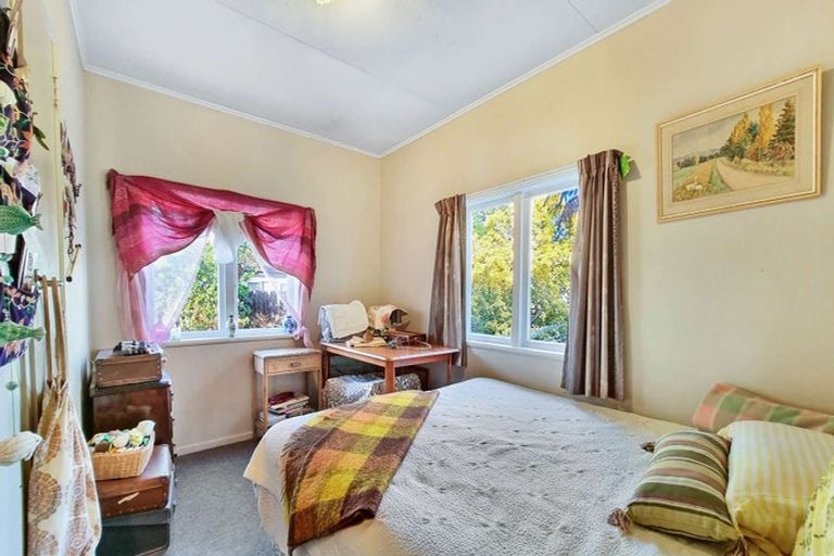 Photo of property in 15 Holland Street, Glenholme, Rotorua, 3010