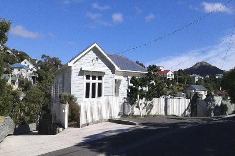 Photo of property in 19 Highland Crescent, Wadestown, Wellington, 6012