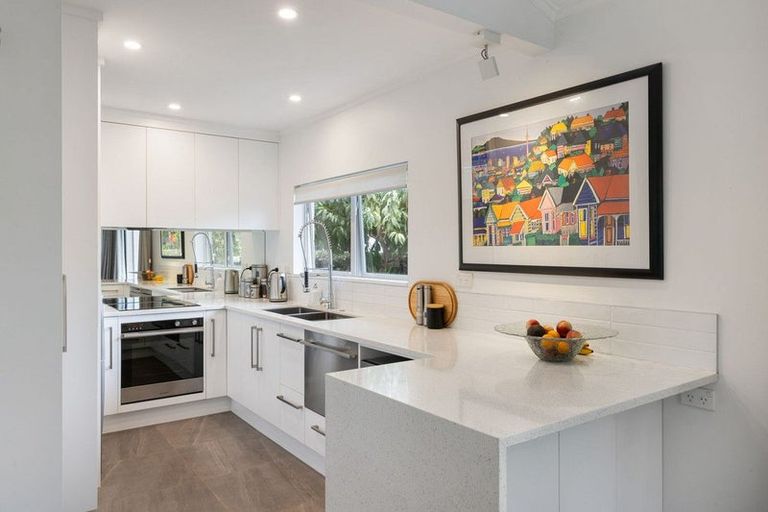 Photo of property in 78 Princes Street, Cambridge, 3434