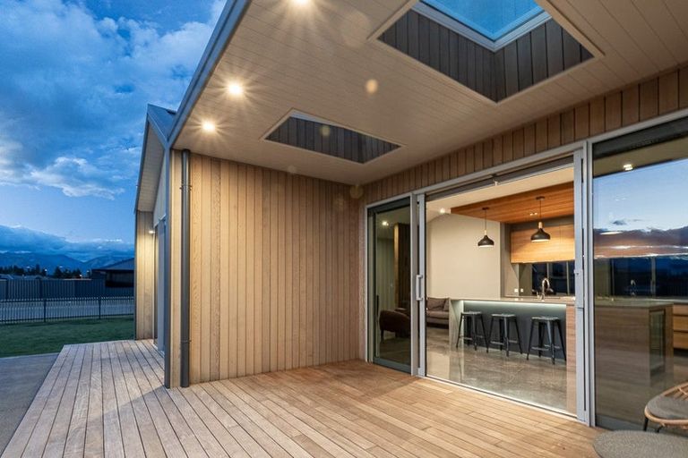 Photo of property in 21 Grandvue Drive, Twizel, 7901