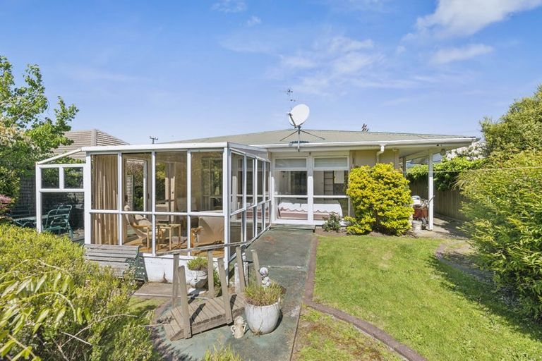 Photo of property in 35 Gray Avenue, Paraparaumu Beach, Paraparaumu, 5032