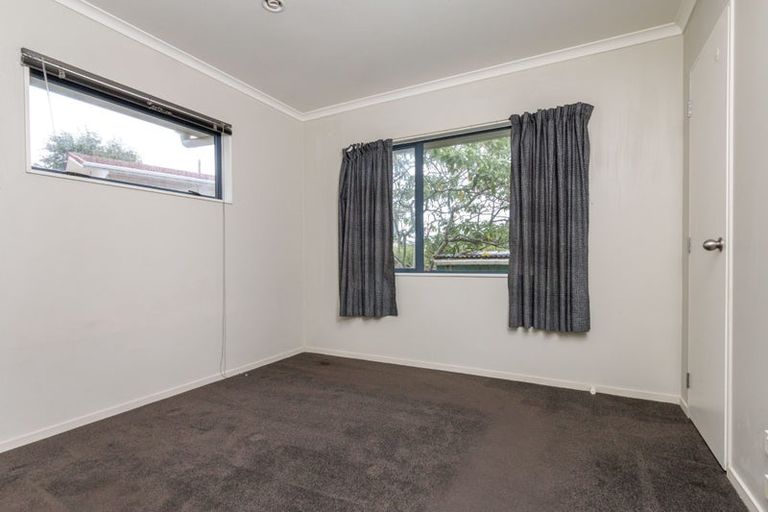 Photo of property in 45 Borich Road, Sunnyvale, Auckland, 0612