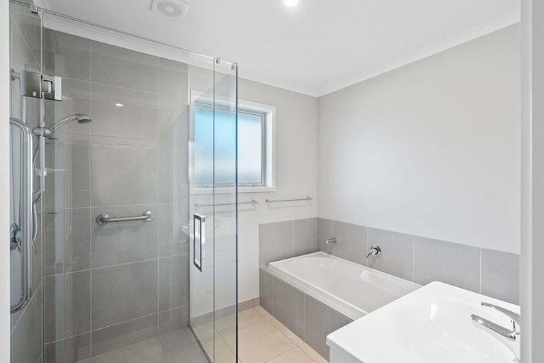 Photo of property in 21 Bradwell Crescent, Halswell, Christchurch, 8025