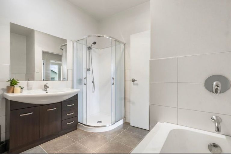 Photo of property in 16 Kauri Drive, Takanini, 2112