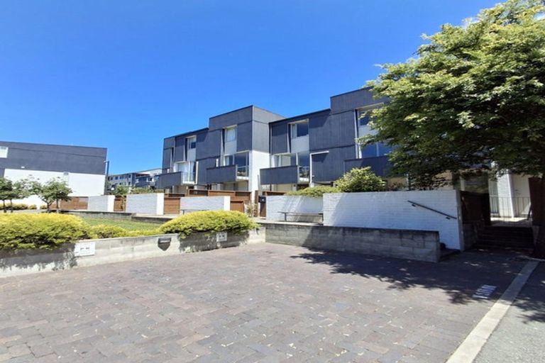 Photo of property in Altar Apartments, 43/120u Rintoul Street, Newtown, Wellington, 6021