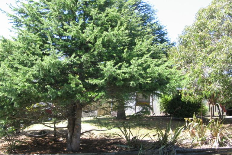 Photo of property in 48 Kia Ora Road, Beach Haven, Auckland, 0626