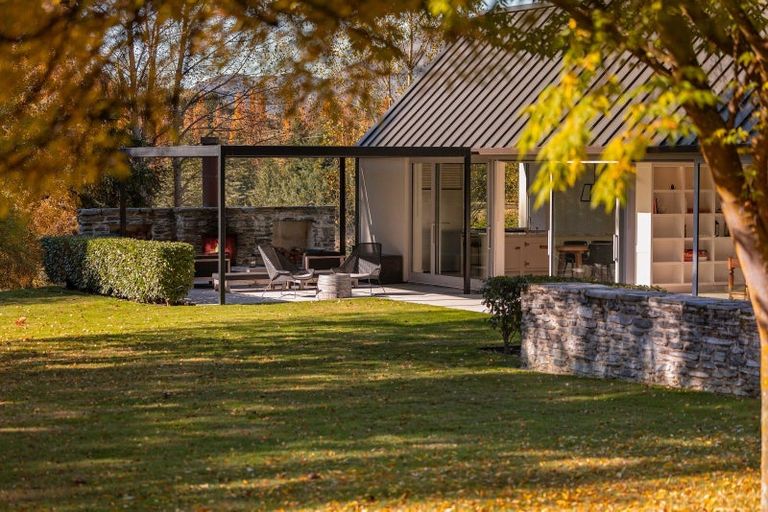 Photo of property in 64 Hunter Road, Speargrass Flat, Queenstown, 9371