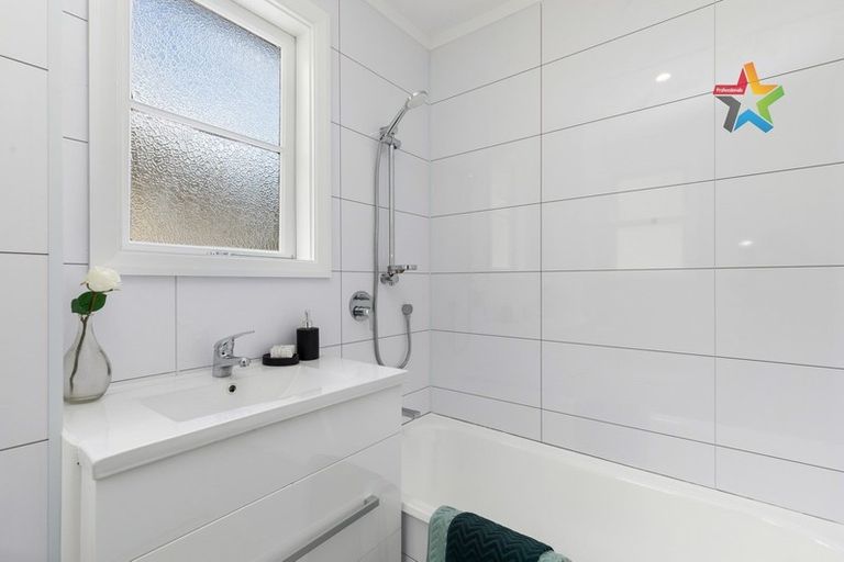 Photo of property in 29 Judd Crescent, Naenae, Lower Hutt, 5011