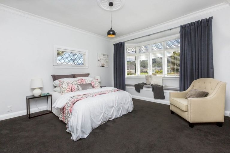 Photo of property in 50f1- King Street, Ebdentown, Upper Hutt, 5018