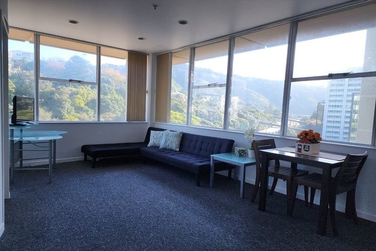 Photo of property in Terrace Tower Apartments, 6e/126 The Terrace, Wellington Central, Wellington, 6011
