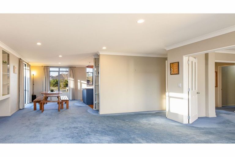 Photo of property in 16 Rembrandt Drive, Rolleston, 7614