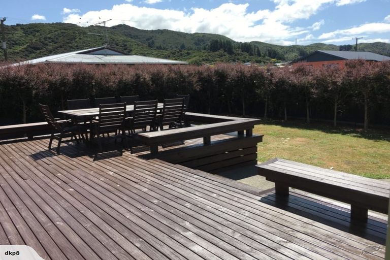 Photo of property in 7 Kilkenny Grove, Wainuiomata, Lower Hutt, 5014